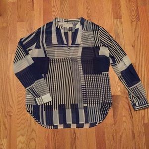 Gorgeous LOFT Long Sleeve